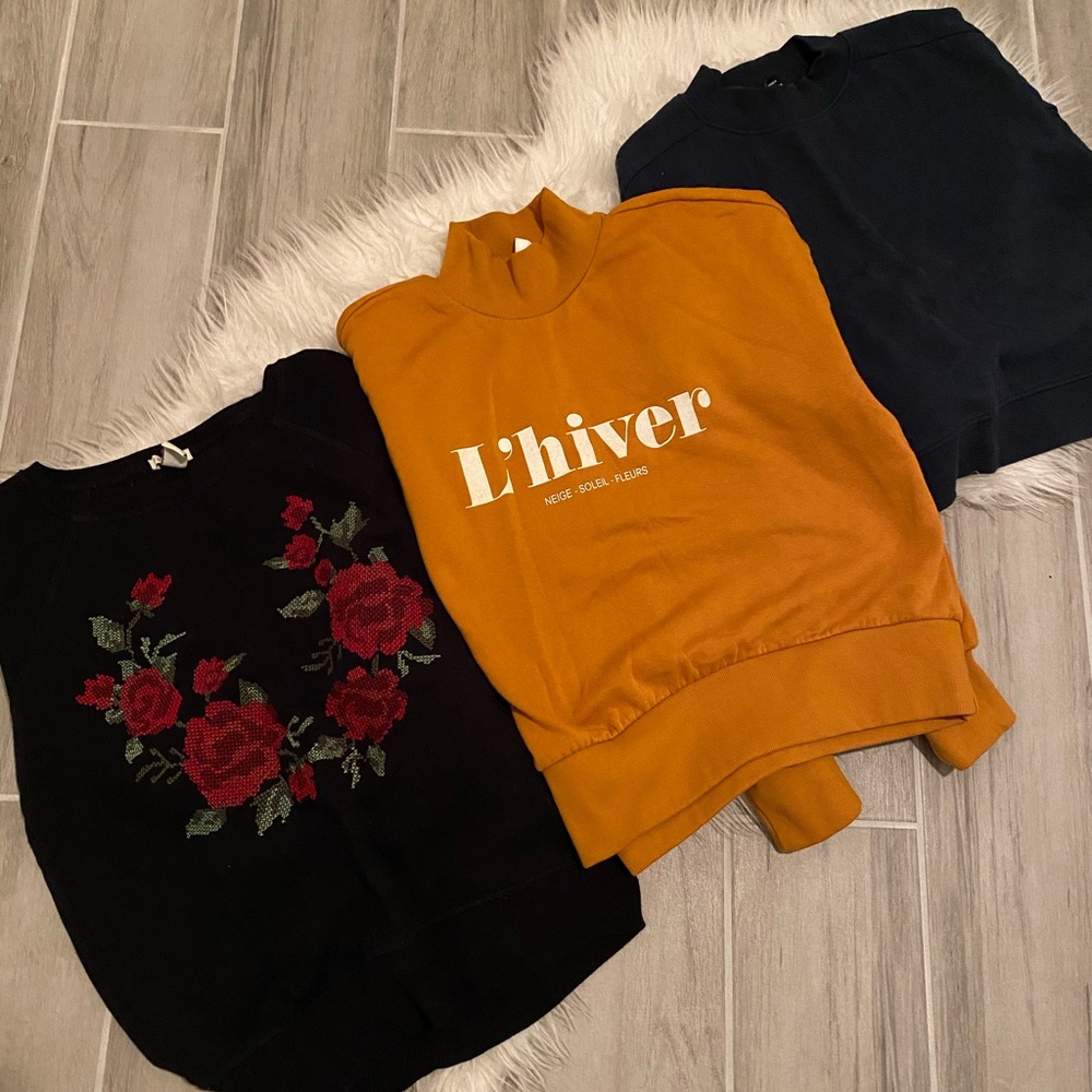 Lot of Sweatshirts - Size S